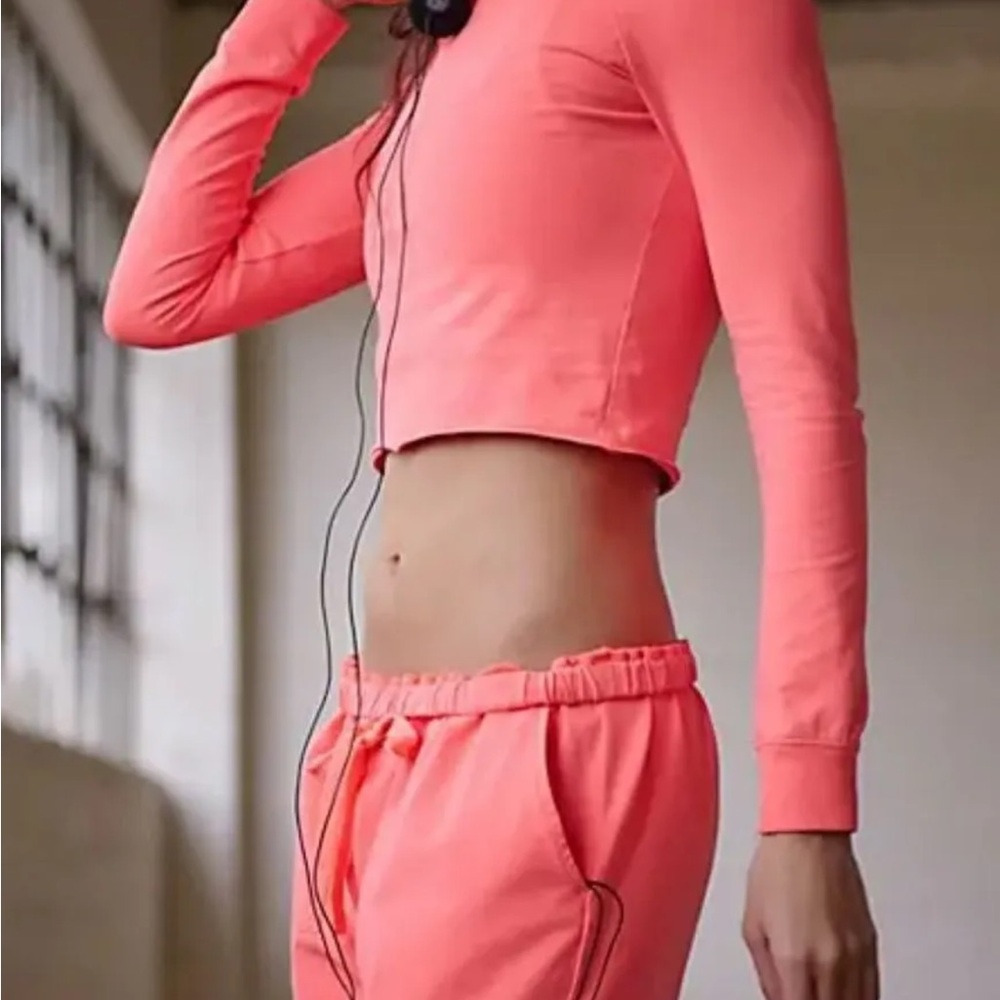 FP Movement by Free People Coral Athletic Shorts & top set - Picture 5 of 5